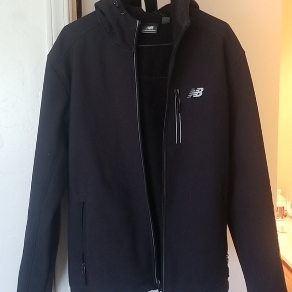 new balance running hoodie